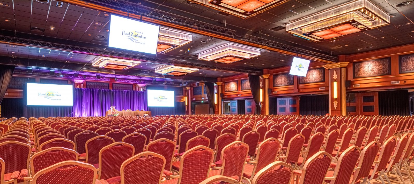 Plenaire congreszaal van Hotel Zuiderduin
